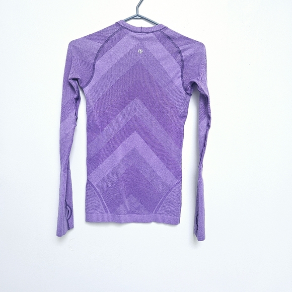 Lululemon Swiftly Tech Long  Sleeve  Top Sz 4 Peri purple Iced Iris - Picture 2 of 4